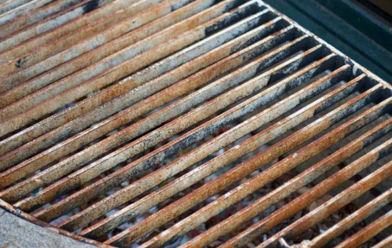 How to Clean Rust Off Grill Grates